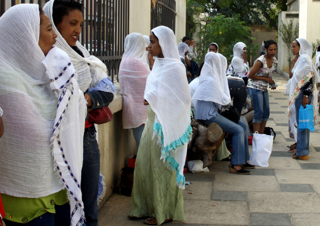 Unpaid foreign domestic workers stranded in crisis-hit Lebanon