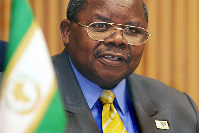 Décès de l'ex-président tanzanien Benjamin Mkapa