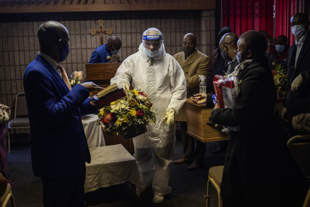 WHO warns of drawn out pandemic as South Africa cases top 500,000