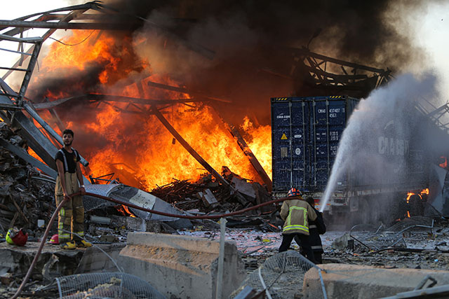 Beyrouth en deuil au lendemain des explosions ayant fait 78 morts et des milliers de blessés