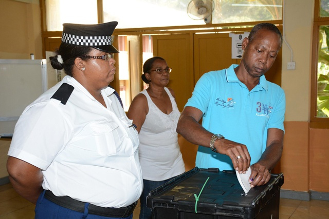 Les partis politiques des Seychelles pourront superviser l'impression des bulletins de vote à Dubaï avant les élections d’octobre