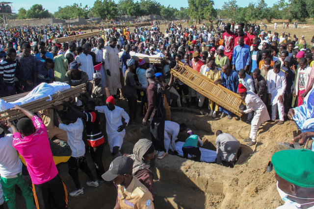 Nigeria returns 3,000 displaced after jihadist violence