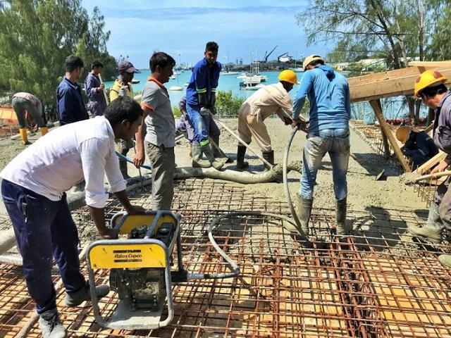 Les Seychelles durcissent l’attribution des permis de travail pour les étrangers.