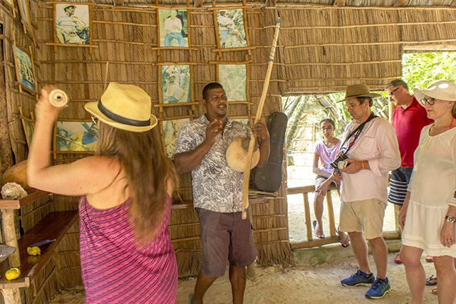 L'Office du tourisme des Seychelles vise l'Inde, la Russie et les Émirats arabes unis alors que l'Europe reste fermé