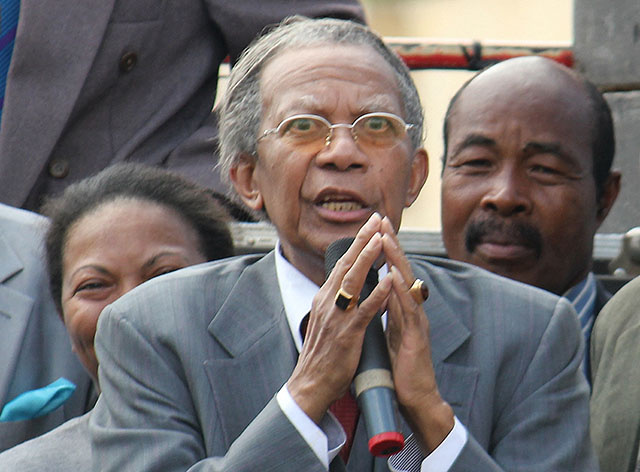 Madagascar: mort de l'ancien président Didier Ratsiraka, un temps exilé