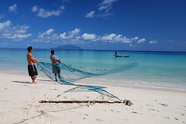 French programme grants Seychelles $120,000 for blue economy projects