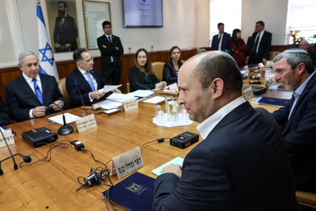 Netanyahu says would stand aside for a year to avoid 'left-wing' govt