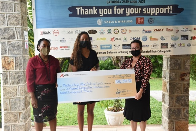 Olympian Felicity Passon's swim challenge nets $41,000 to boost e-counseling services in Seychelles