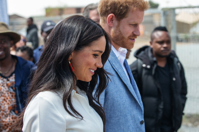 Harry and Meghan announce daughter's birth after tumultuous year