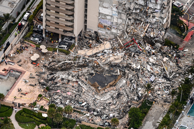 Families wait for news of survivors after Florida building collapse
