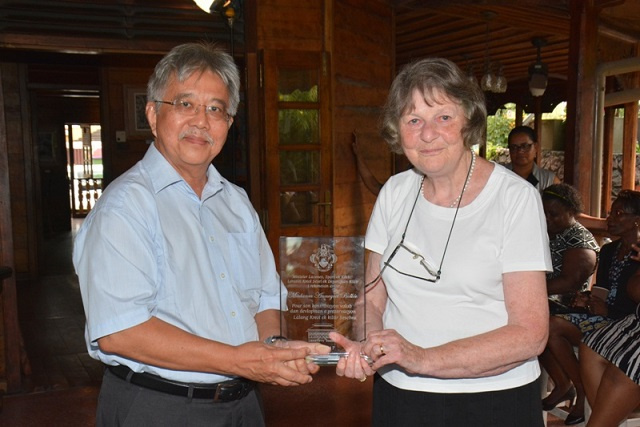 German professor dedicated to study of Seychellois Creole dies at age 84