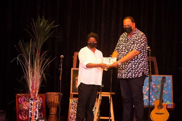 Seychellois poet honoured as part of Creole Festival activities