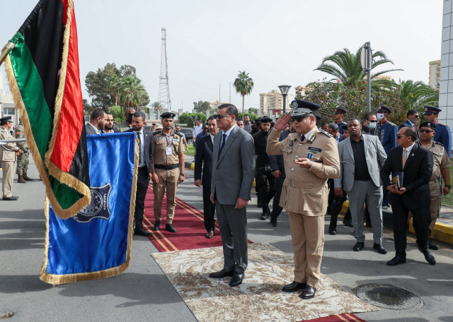 Macron hosts leaders to keep Libya polls on track