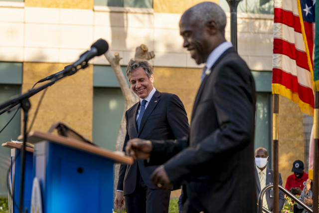 Blinken showcases benefits of democracy on Senegal visit