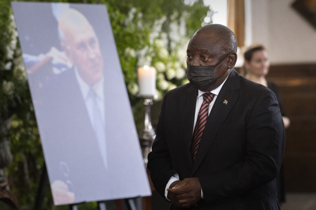 S.Africa pays tribute to last apartheid leader De Klerk
