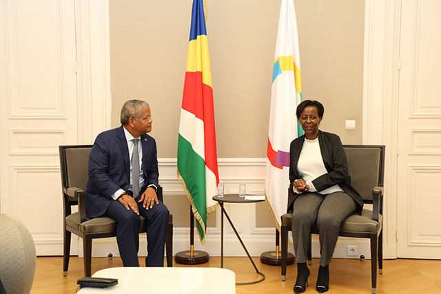 Le Président des Seychelles Wavel Ramkalawan a rencontré la Secrétaire Générale de l’OIF à Paris.