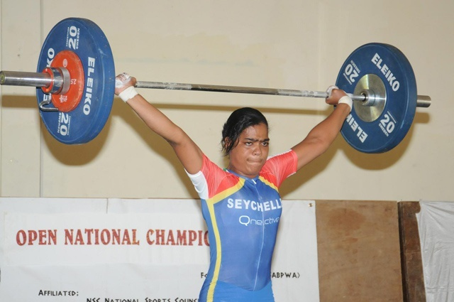 Seychelles’ weightlifter Clementina Agricole eyes Commonwealth Games spot after winning gold in Mauritius tourney