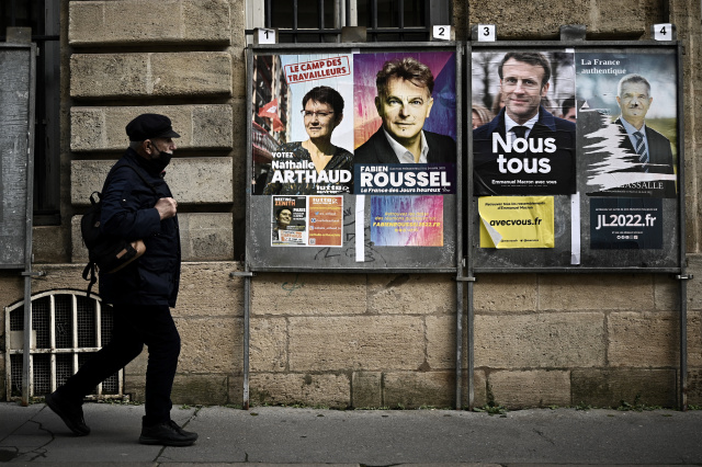 Le Pen, Macron kick off battle for French presidency