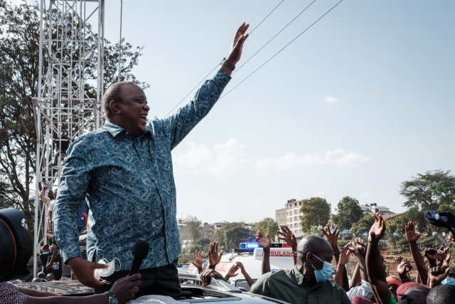 Kenya's outgoing president promises smooth transition