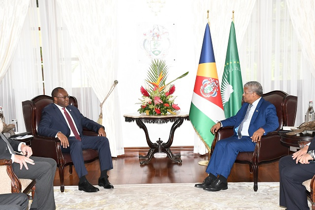 Improving banking services: Seychelles' President meets Absa Group officials