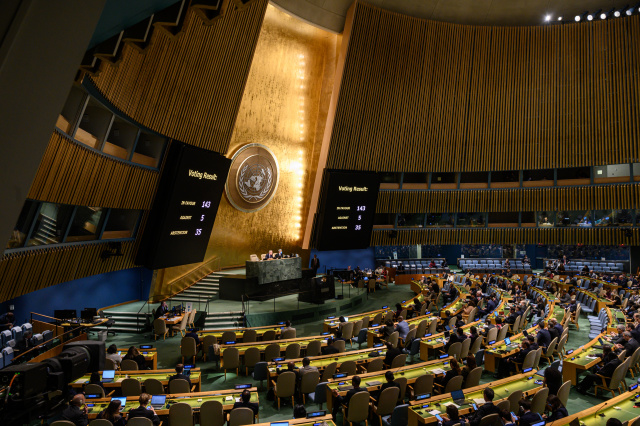 UN General Assembly condemns Russia 'illegal annexation' of Ukraine land