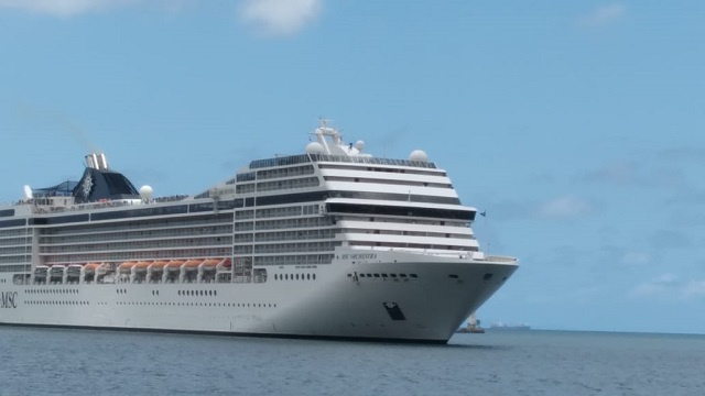 MSC Orchestra arrive aux Seychelles, le deuxième bateau de croisière cette saison
