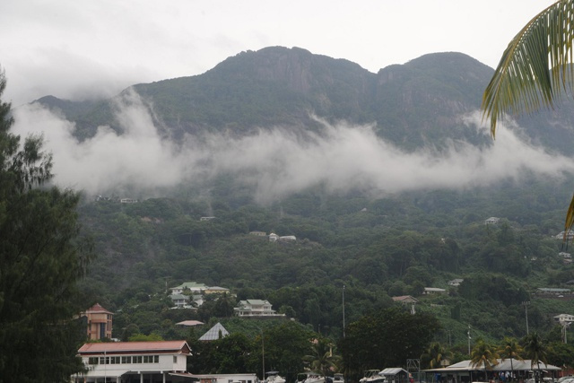 Seychelles to improve early warning system under CREWS project