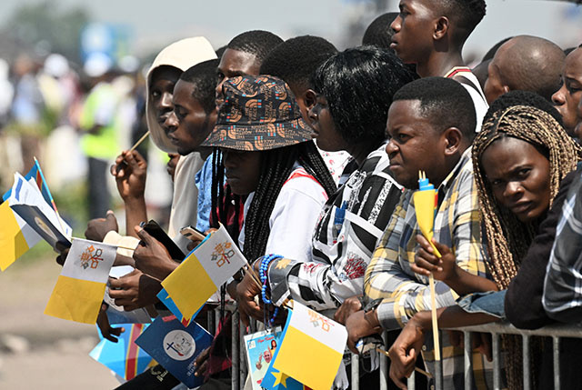 A Kinshasa, le pape attendu par la foule pour une messe géante