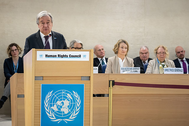 Droits humains: le monde fait "marche arrière" déplore le chef de l'ONU