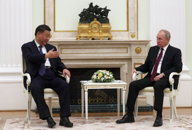 Ukraine conflict to dominate Putin, Xi talks