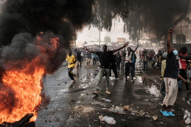 Kenya braces for fresh protests despite police ban