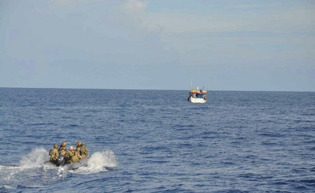 Seychelles-US joint coast guard operation catches illegal fishing vessel with dolphin meat