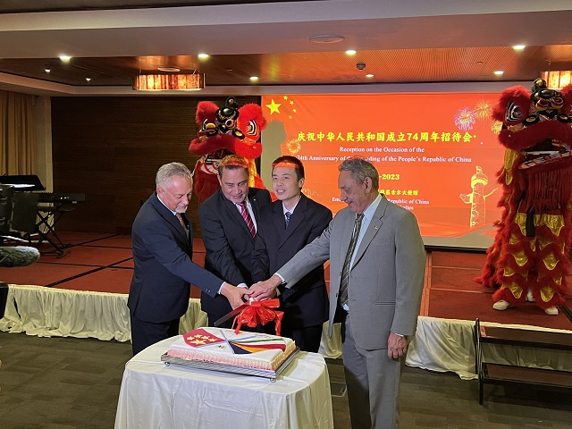 La Chine va approfondir sa coopération avec les Seychelles dans les domaines du tourisme, de la pêche, de l'agriculture et de la conservation