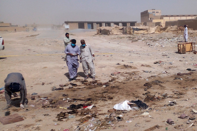 Pakistan: plus de 40 morts dans une attaque kamikaze visant une procession