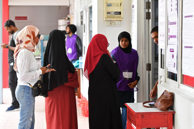 Maldives votes in shadow of India-China power play