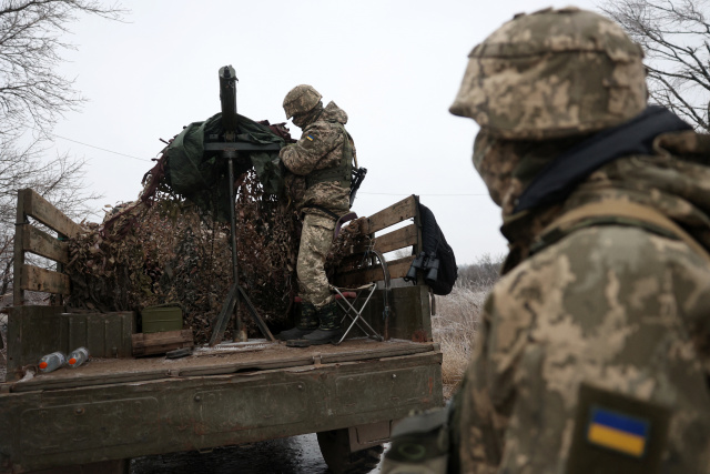 Zelensky makes plea for US aid as Russia claims advances