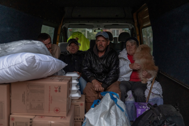 Thousands evacuated as Russia advances in Ukraine's Kharkiv region