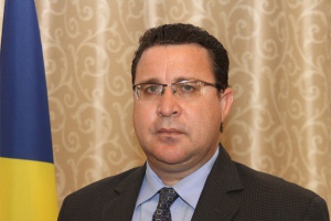 Le ministre Laporte reçoit deux prix internationaux