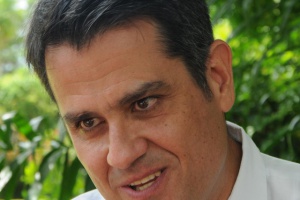 Learning from the 'El Hierro model': Spain is keen on sharing renewable energy advances with Seychelles