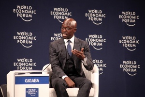 Africa eco summit eclipsed by S.Africa political row