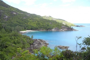Des scènes d'une série comique du Royaume-Uni tournées aux Seychelles.
