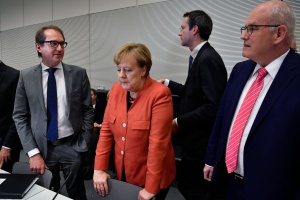 Germany seeks way out of crisis after govt talks collapse
