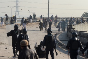 US suspends security assistance to Pakistan