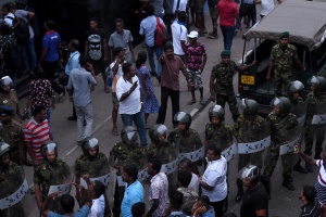 Pressure mounts on Sri Lankan president as crisis turns violent