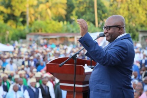Comoros president survives assassination attempt: campaign chief