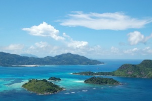 6 deep connections the 'Isle de Séchelles' has with France