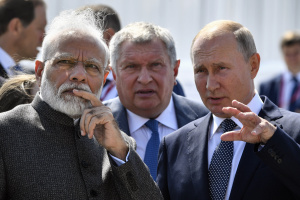 Putin, Modi vow closer ties at Far East economic forum