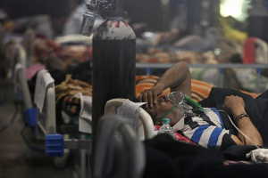 Relentless new wave sends India Covid death toll past 200,000