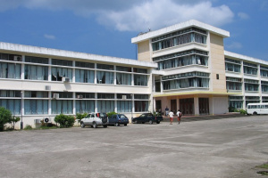 Retour des restrictions : les infections au COVID augmentent aux Seychelles, obligeant les écoles à fermer, interdisant les regroupements