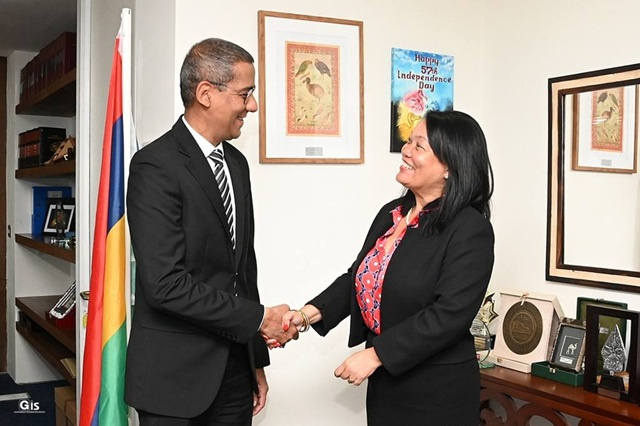Minister Laporte to conclude visits in Mauritius at Sir Seewoosagur Ramgoolam International Airport